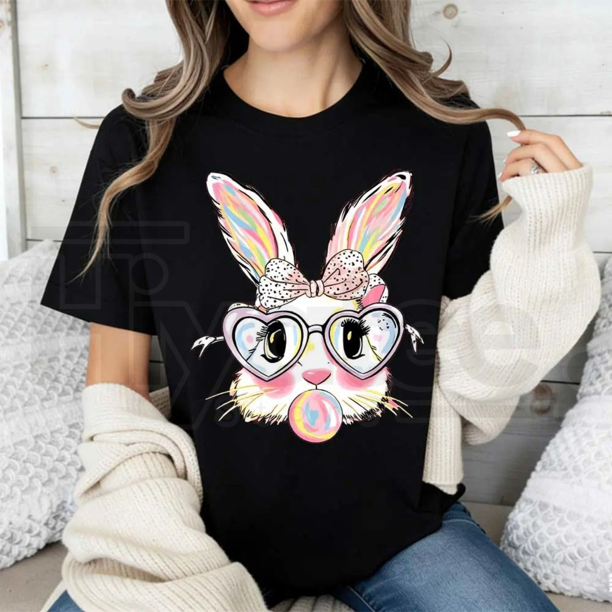 Cute Easter Bunny Bubblegum T-Shirt – Colorful Rabbit with Heart Glasses Tee