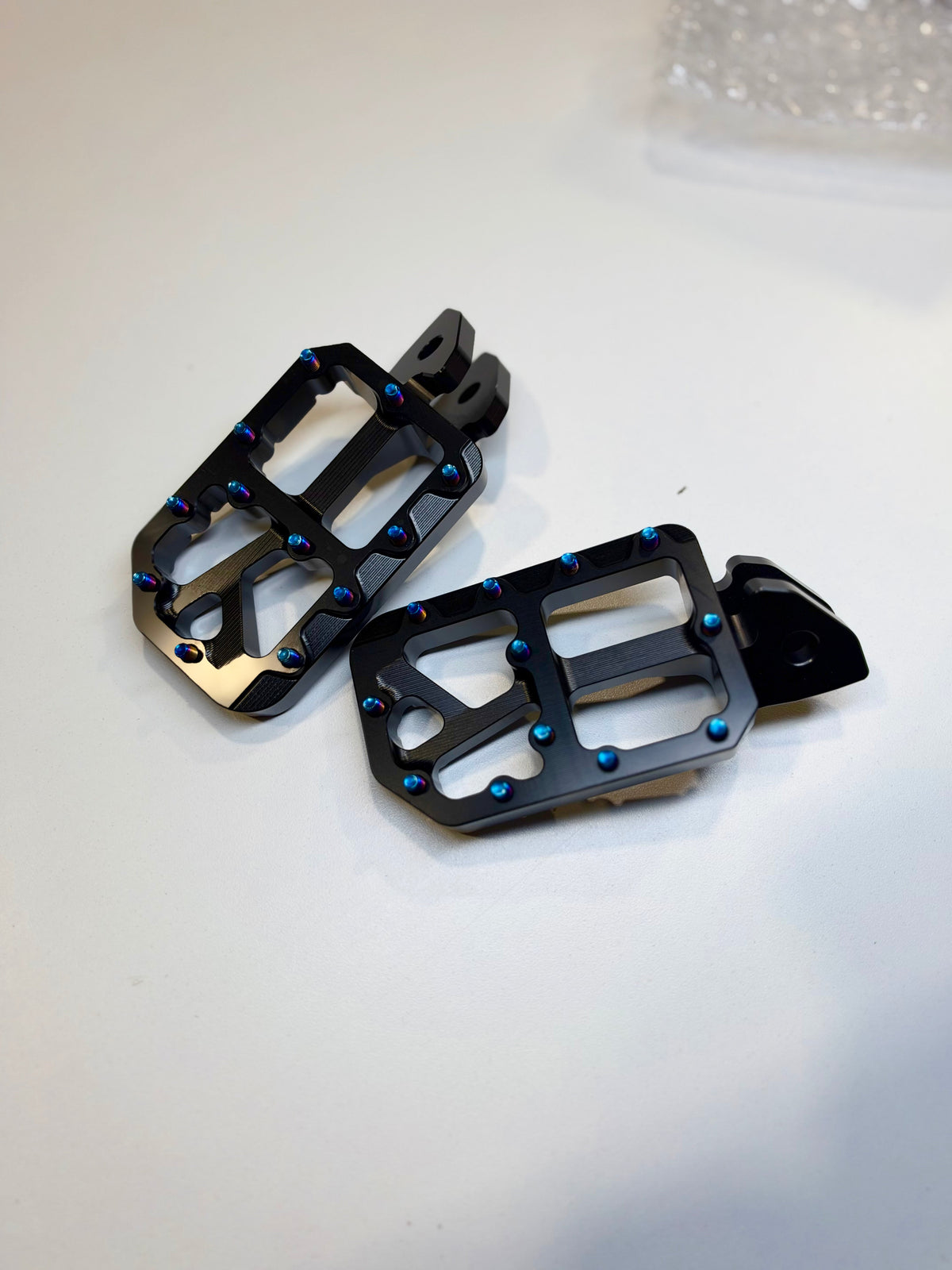 E Moto Footpegs