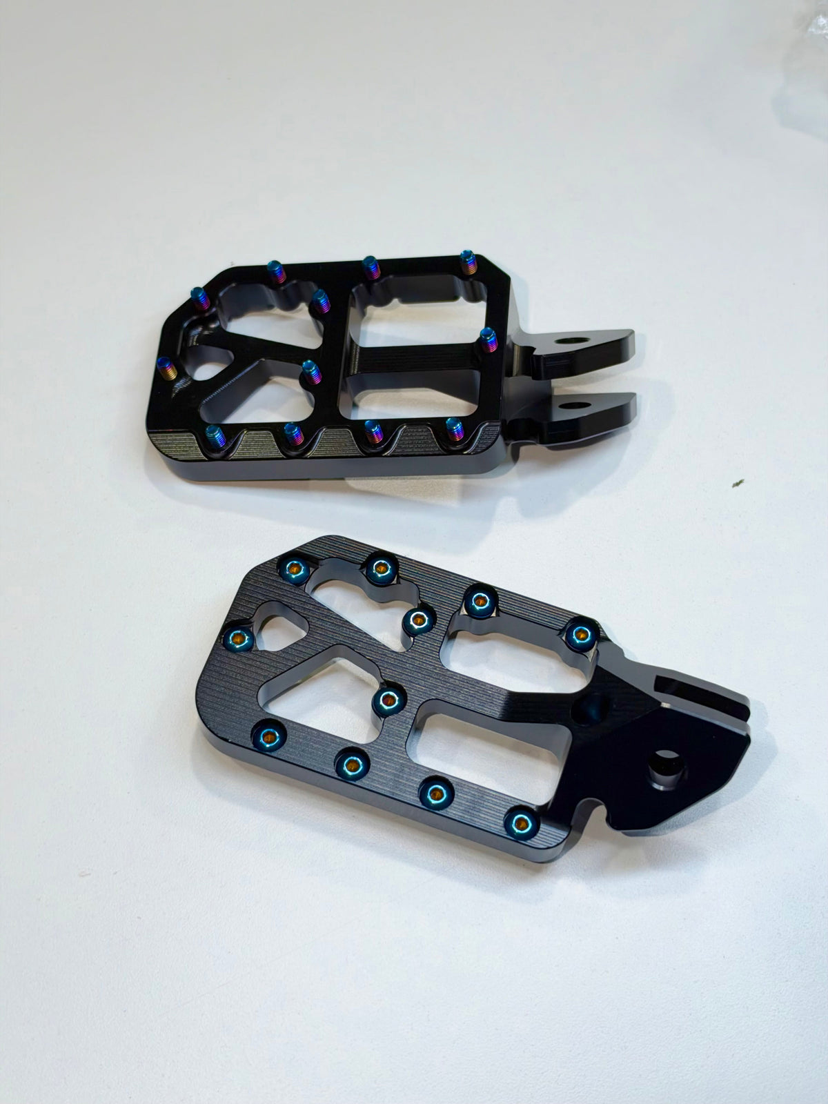 E Moto Footpegs